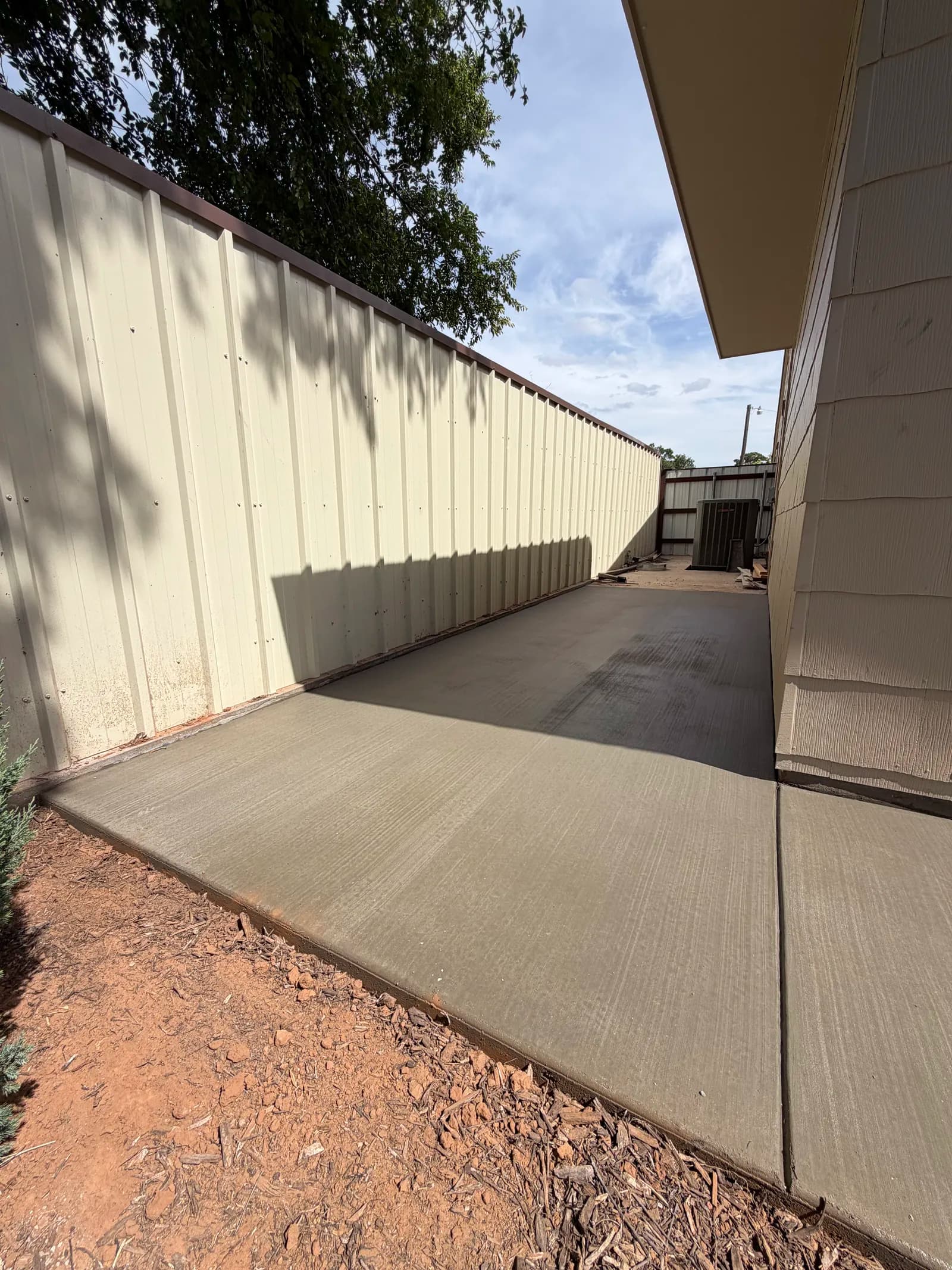 Vernon Concrete Steps & Sidewalk — finished sidewalk with a broom finish in Vernon, TX