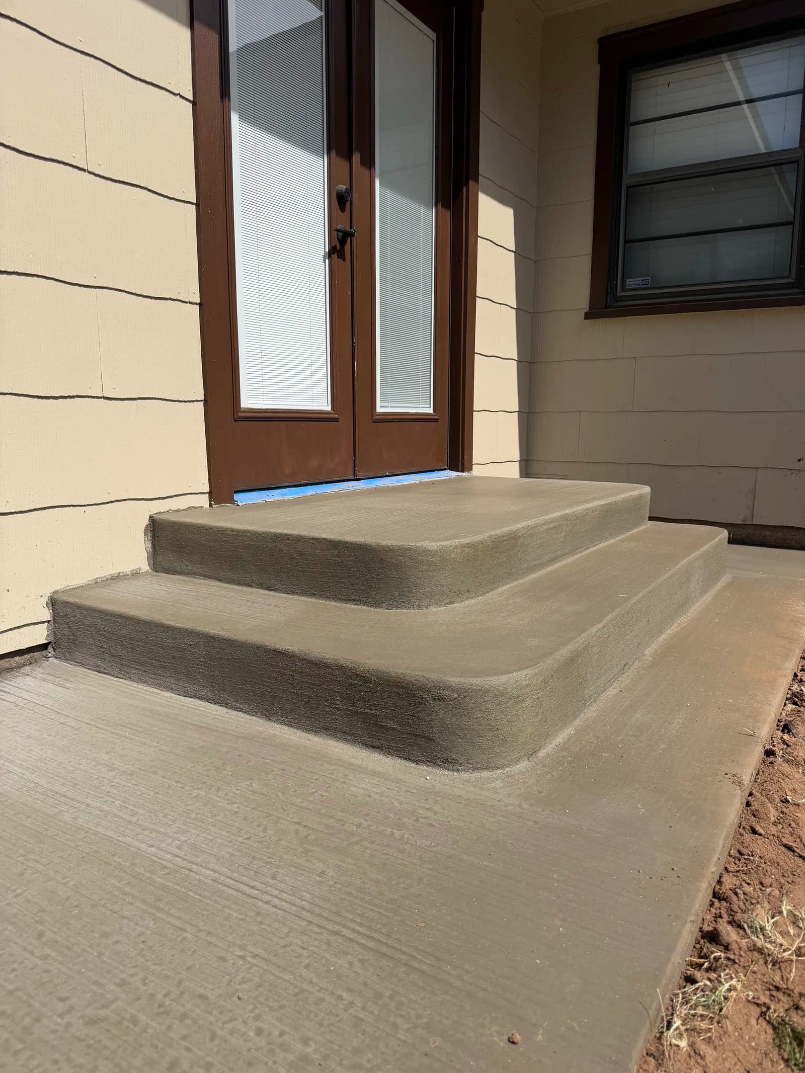 Vernon Concrete Steps & Sidewalk — finished concrete steps in Vernon, TX